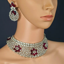 The Nerida Whitegold A.D Necklace