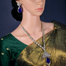 The Livia Victorian Polish Necklace