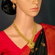 The Anika Antique Goldforming Necklace