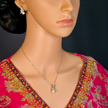 The Stella Whitegold A.D Pendant Earring Set