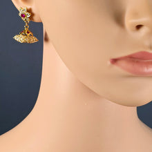 The Naisha Moti Earring
