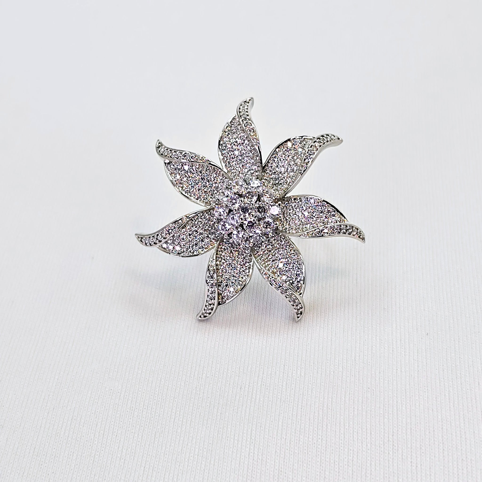 The Elid Whitegold A.D Ring