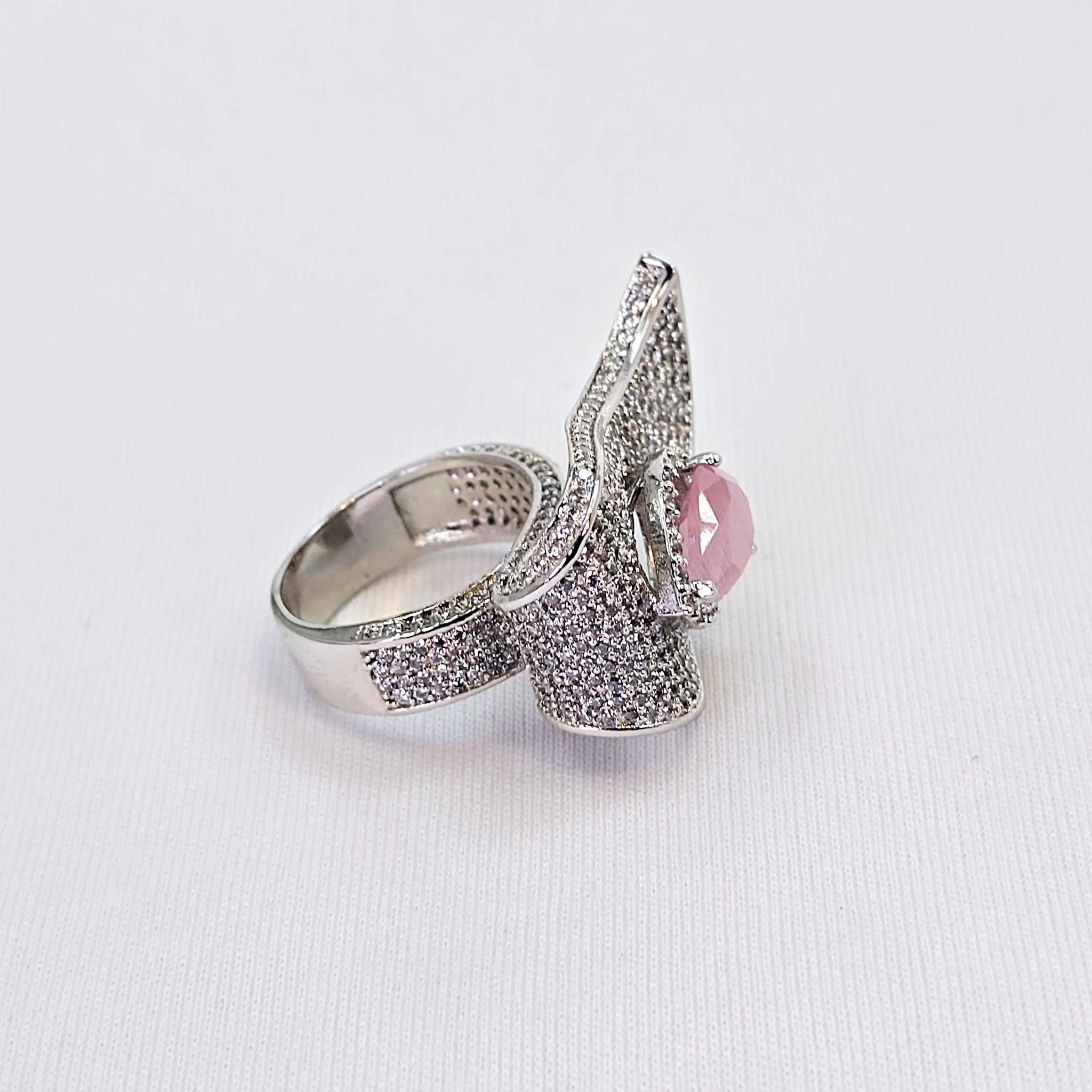 The Leaf Whitegold A.D Ring