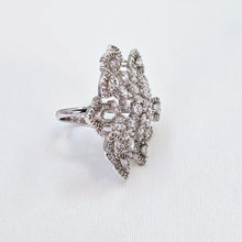 The Della Whitegold A.D Ring