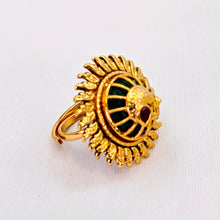 The Morakshi Kempu Ring