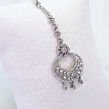 The Dilan Whitegold A.D Bindi