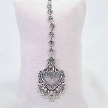 The Nicola Whitegold A.D Bindi