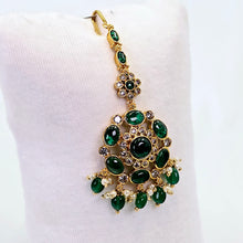 The Shehnaaz Kundan Bindi