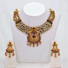 The Alka Kempu Necklace