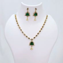 The Malati Kempu Necklace
