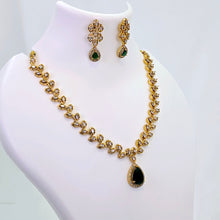 The Niha Kempu Necklace