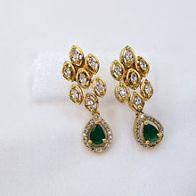 The Niha Kempu Necklace