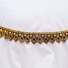 The Arushi Kempu Kamarpatta