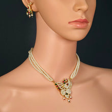The Ojasvi Moti Necklace