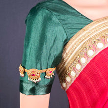 The Amoli Antique Goldforming Bajubandh