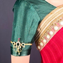 The Arnika Goldforming Bajubandh