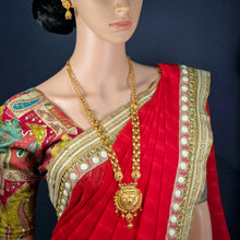 The Pranali Antique Goldforming Long Necklace