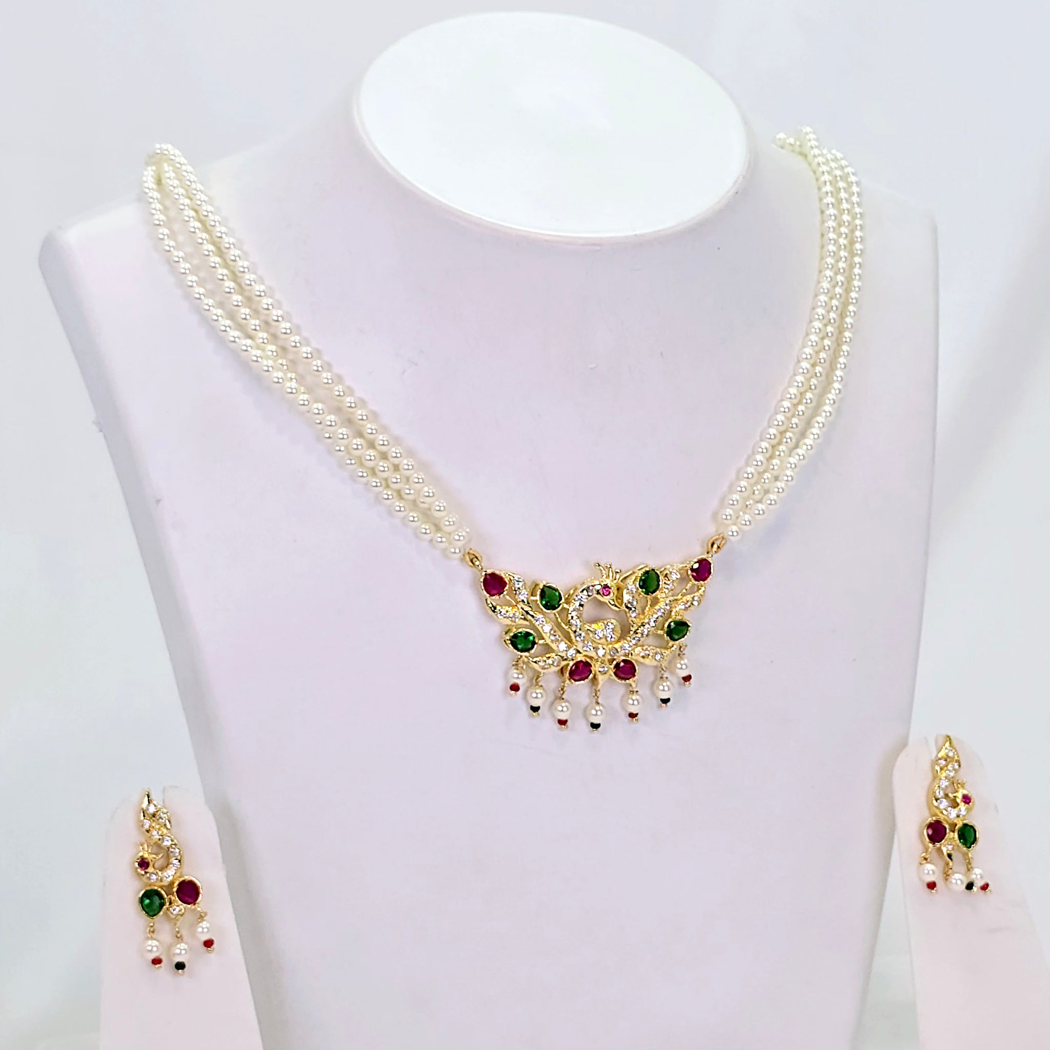 The Mega Moti Necklace