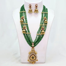 The Tanirika Beeds Necklace