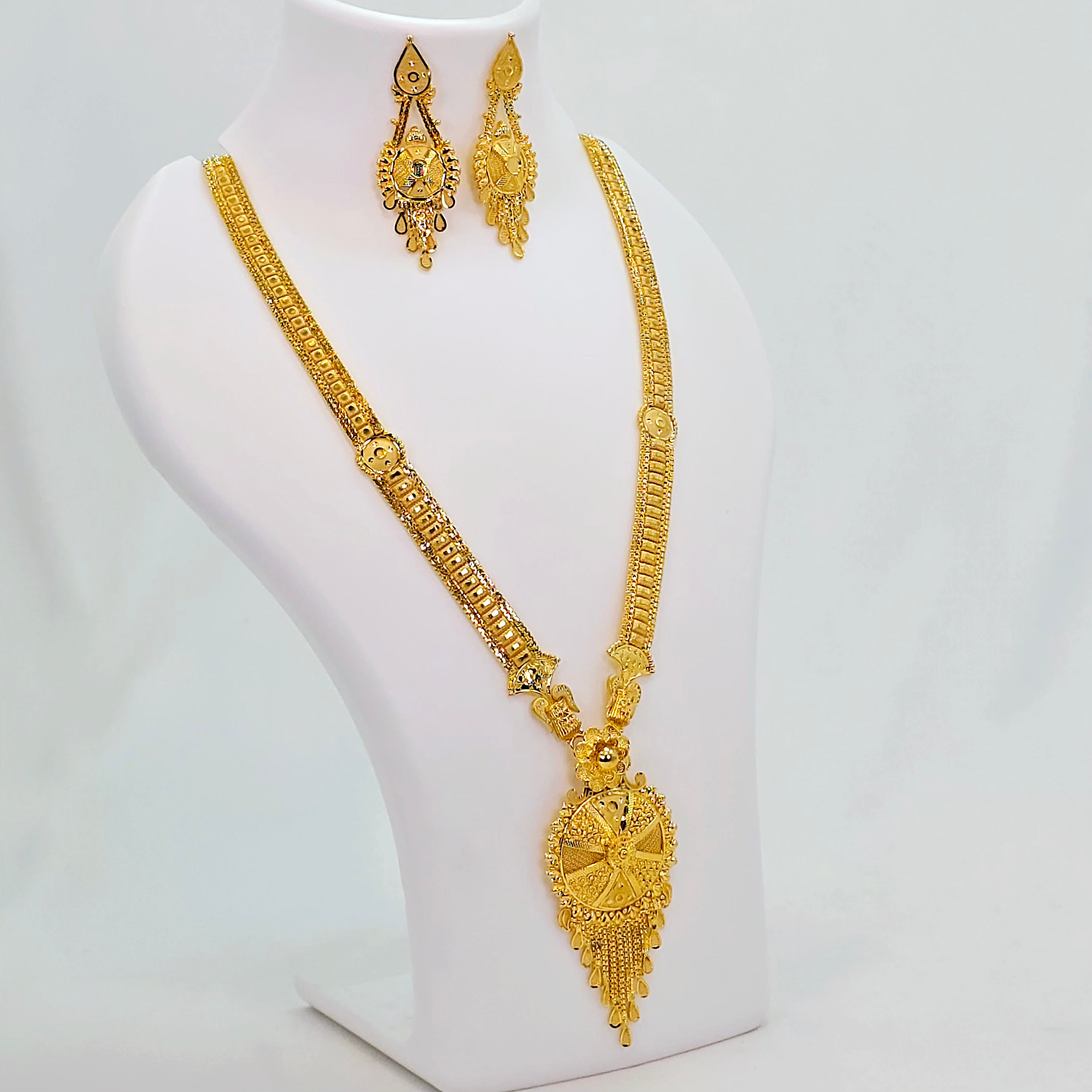 The Urja Goldforming Long Necklace