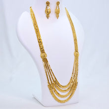 The Varnika Goldforming Ranihaar