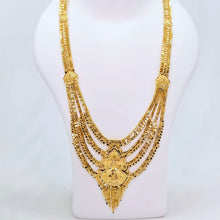 The Vasudha Goldforming Ranihaar