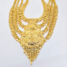 The Vasudha Goldforming Ranihaar