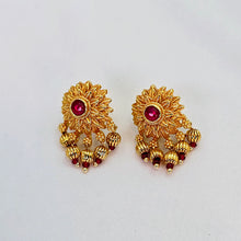 The Shubhika Antique Goldforming Long Necklace