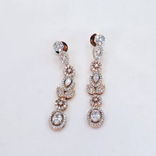 The Flynn Rosegold A.D Necklace