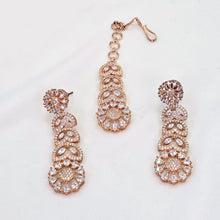 The Evelyn Rosegold A.D Necklace