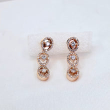 The Alice Rosegold A.D Necklace