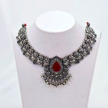 The Illiana Oxidized Necklace