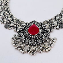 The Illiana Oxidized Necklace