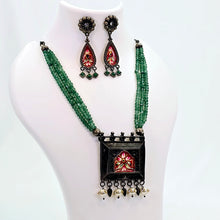 The Gwen Oxidized Necklace