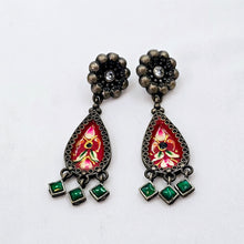 The Gwen Oxidized Necklace