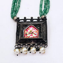 The Gwen Oxidized Necklace