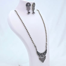 The Glory Oxidized Long Necklace