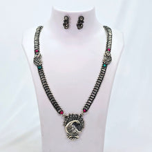 The Yusra Oxidized Long Necklace