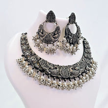 The Parna Oxidized Necklace