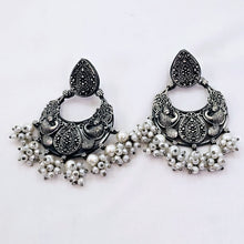 The Parna Oxidized Necklace