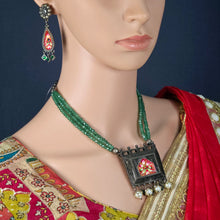 The Gwen Oxidized Necklace