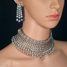 The Kasey Whitegold A.D Necklace