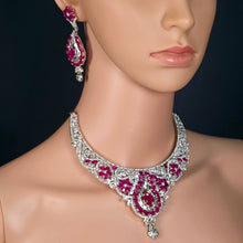 The Naomi Whitegold A.D Necklace