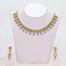 The Macie Whitegold A.D Necklace