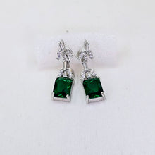 The Melanie Whitegold A.D Necklace