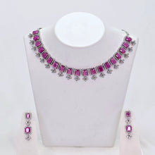 The Macie Whitegold A.D Necklace