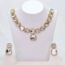 The Rayna Yellowgold A.D Necklace