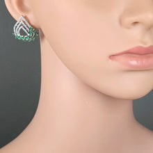 The Nissi Whitegold A.D Earring