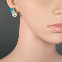 The Nitima Whitegold A.D Earring
