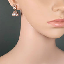 The Floris Rosegold A.D Earring